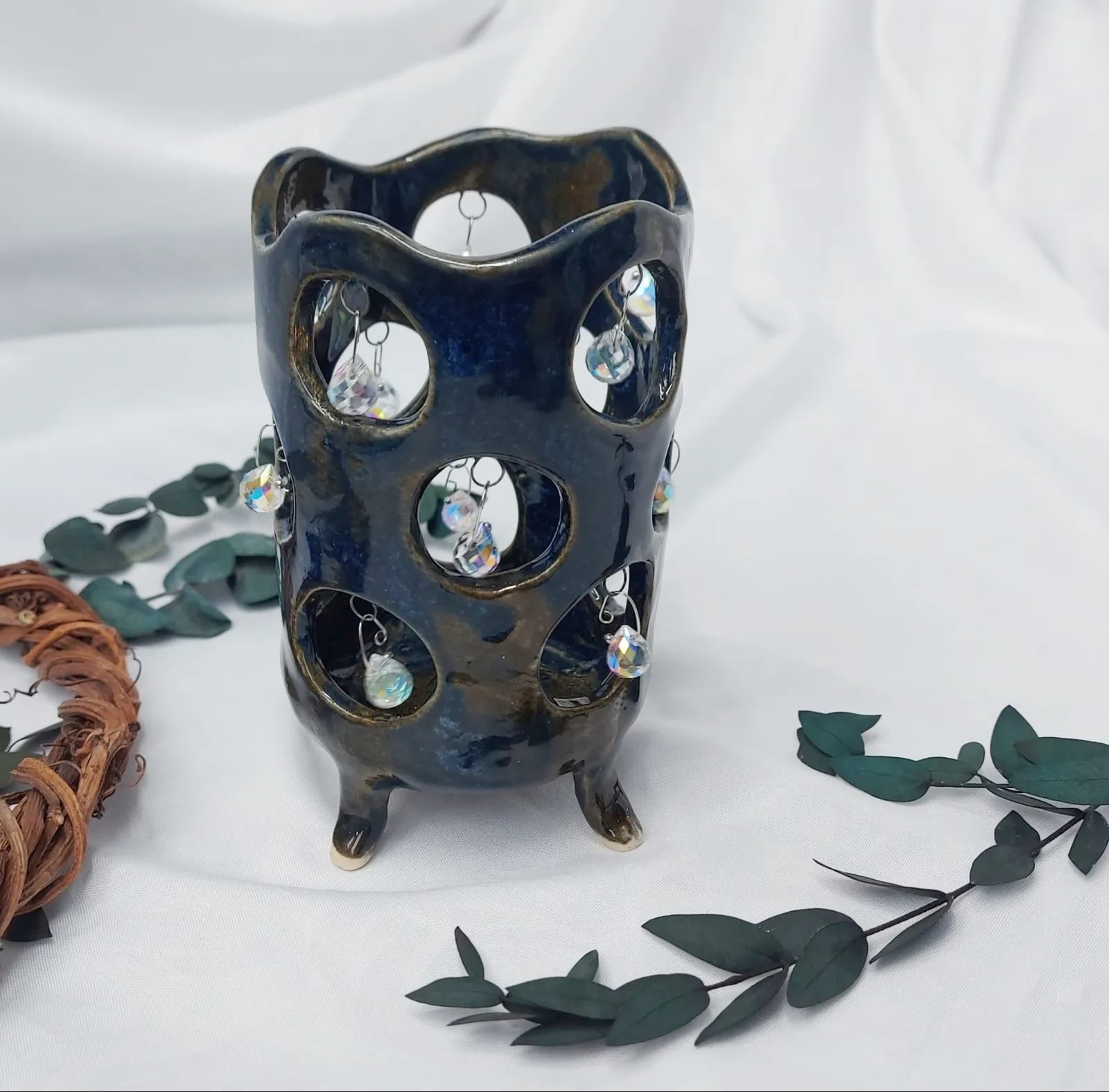 Картина «Подсвечник ажурный с подвесками» — Светлана Бусе, Керамика, аукцион Artstore