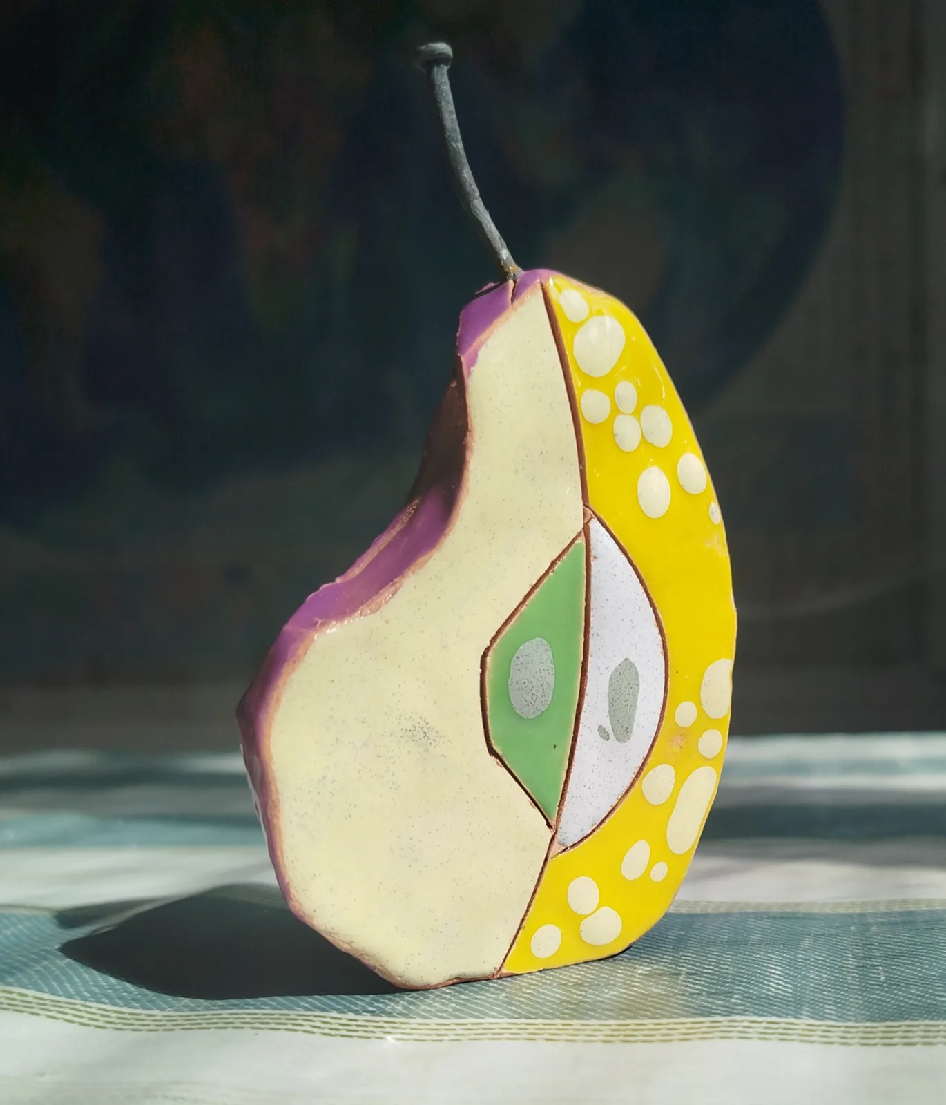 Картина «Груша фиолетовая» — Екатерина Аносова, Керамика, аукцион Artstore