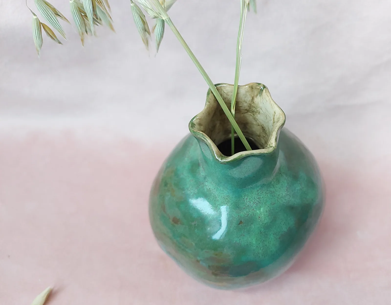 Ваза круглая зелёная